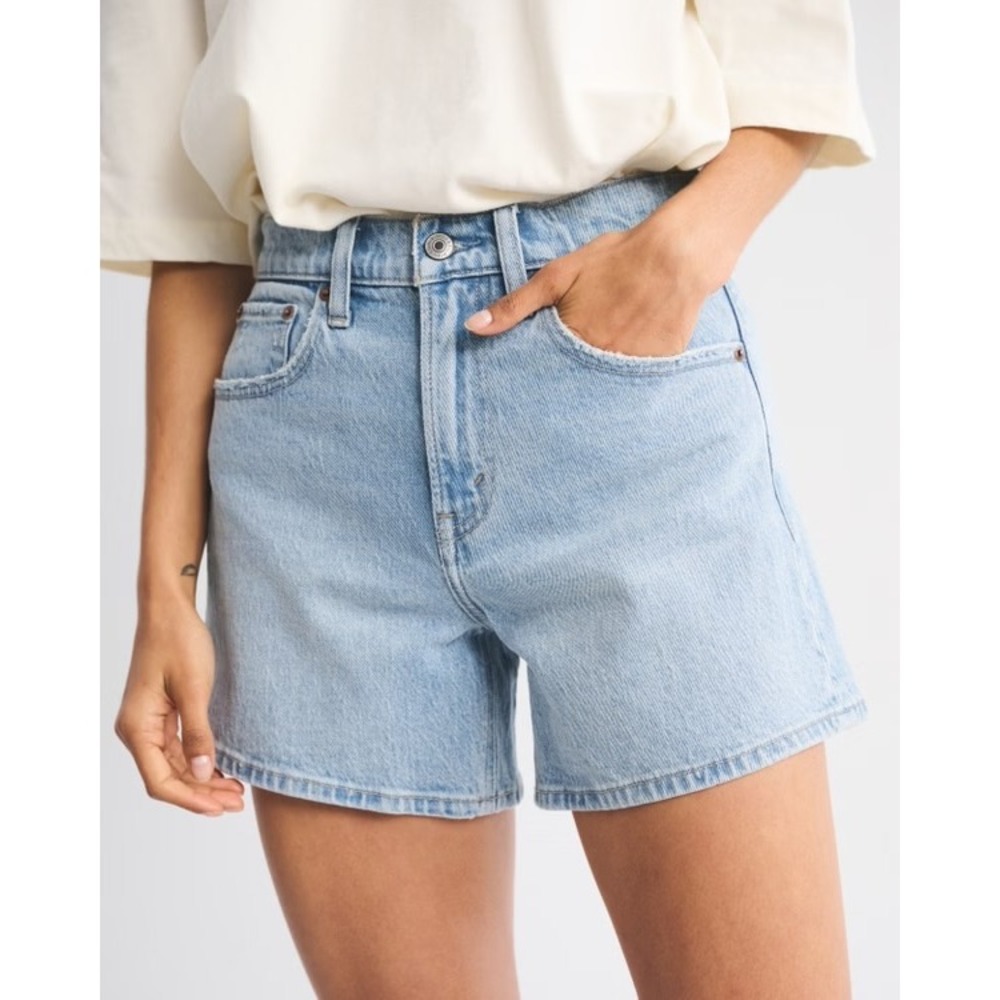 Abercrombie & Fitch High Rise Dad Short